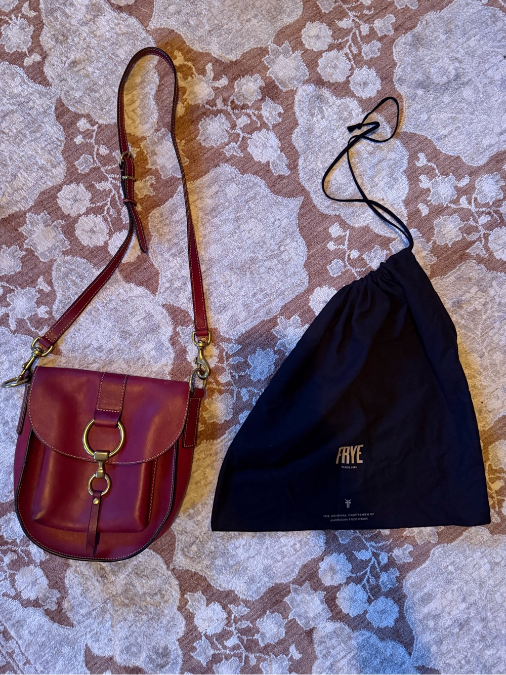 Frye ILANA Saddle Bag Crossbody Burgundy Red